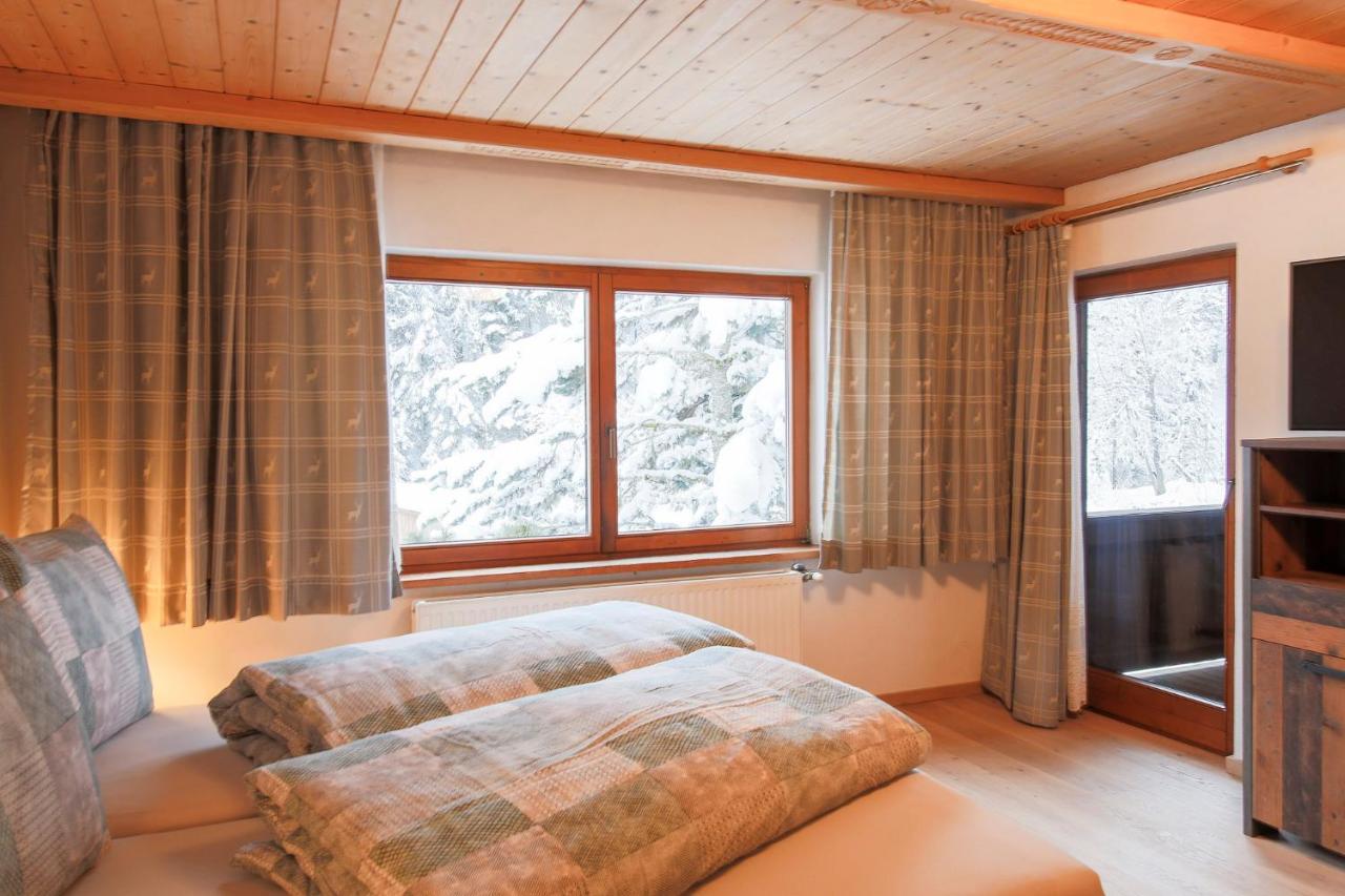Gaestehaus Strauss Seefeld in Tirol Exterior photo